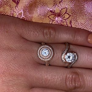 COSTUME AND SILVER rose gold ring set (2)